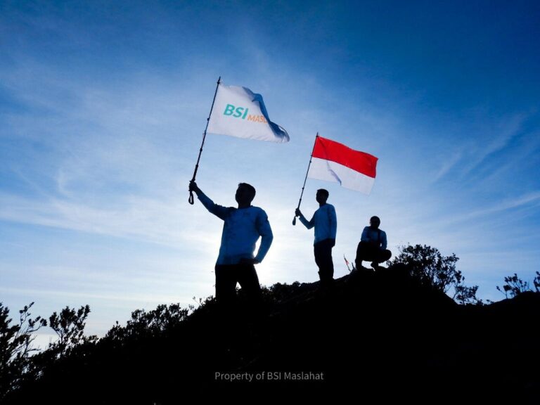 Peringati Milad ke-2, BSI Maslahat Gelar Ekspedisi Kemaslahatan ke Gunung Lawu