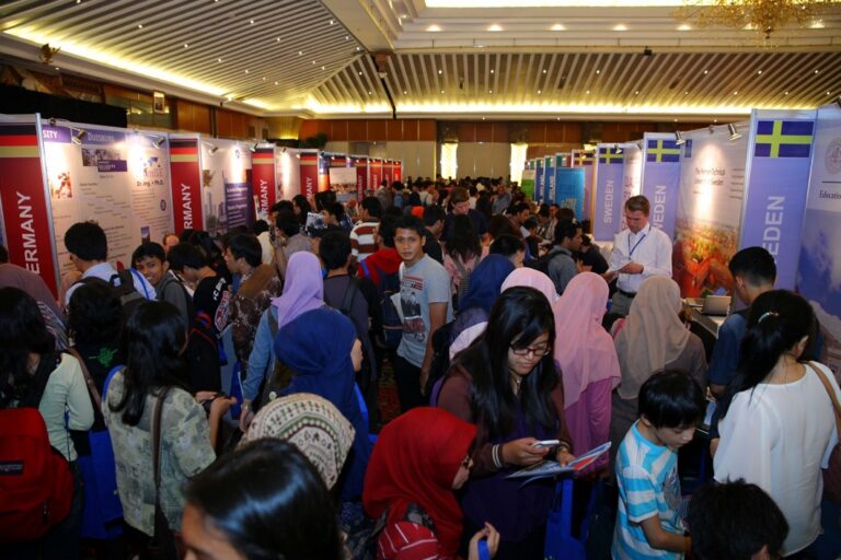 5 Tempat Kuliah Terbaik di Negara UE Versi Pelajar Internasional
