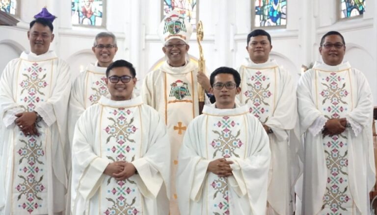 Doa Forkoma Terkabul: Mgr Paskalis Bruno Syukur OFM Diangkat Jadi Kardinal Baru