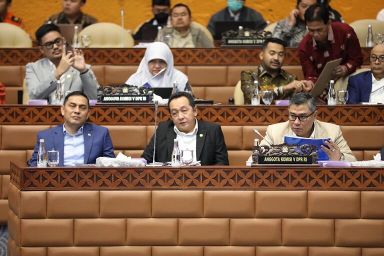 Rapat Bersama Menteri PU, DPR Danang Wicaksana: Lanjutkan Program Strategis Swasembada Air