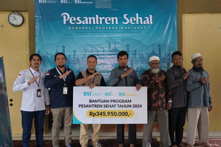 Lewat Program Ini, BSI Maslahat Tingkatkan Kualitas Hidup Pesantren Ar Rabwah Aceh Besar
