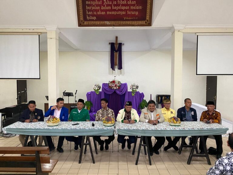 Silaturahmi Jelang Natal di Minomartani: Tujuh Organisasi Pemuda Lintas Iman dan Cucu Sultan HB X Bertemu