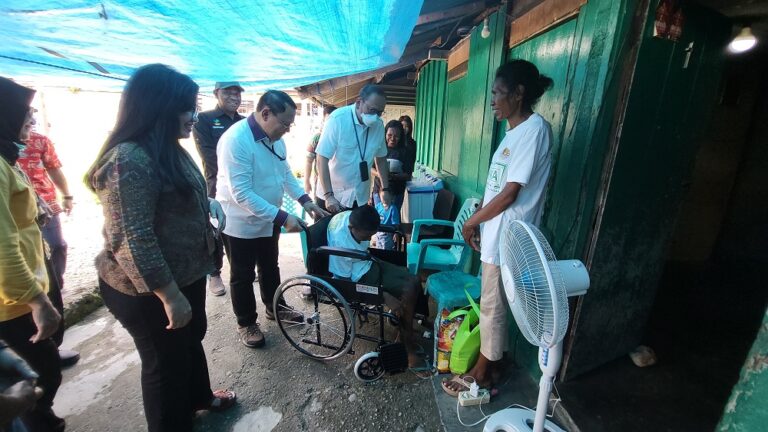 Panitia Natal Nasional Gelar Baksos, Berbagi Kasih dengan Masyarakat Papua Tengah