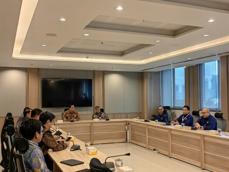 Thomas Djiwandono Bahas Persiapan Perayaan Natal Nasional 2024 dengan Ketua KWI