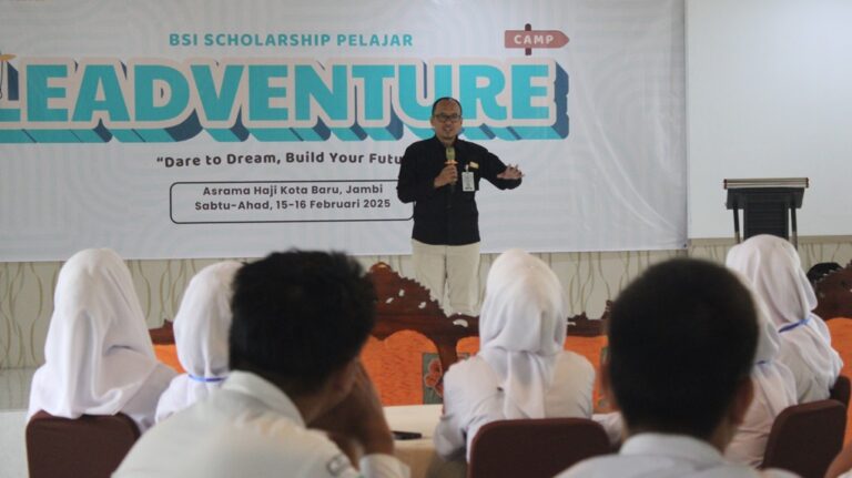 BSI Maslahat Gelar Leadventure Camp 2025 untuk Awardee BSI Scholarship Pelajar di Jambi