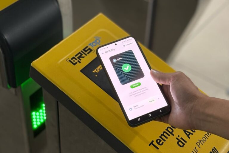Dukung Program Cashless, Bayar QRIS Tap Mudah Menggunakan Aplikasi GoPay