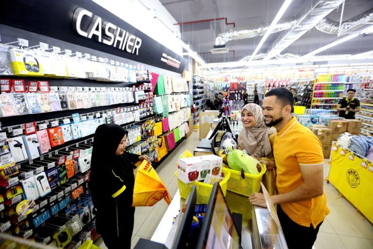 Bikin Anak Mandiri dan Cerdas, Ini Cara Family Time ala Keluarga Shireen Sungkar dan Teuku Wisnu