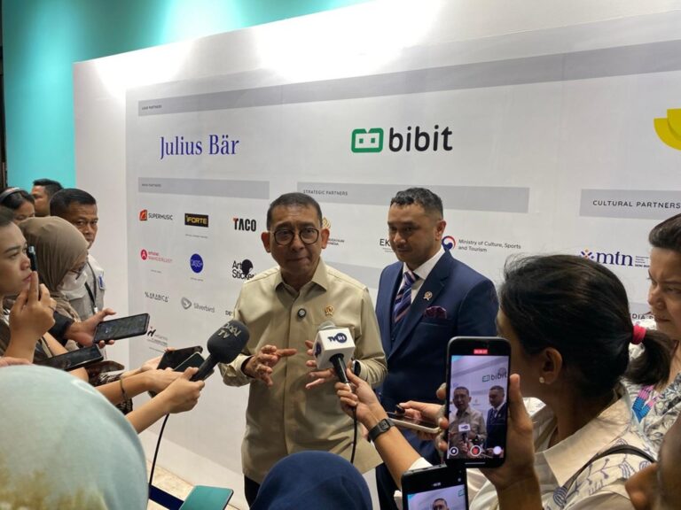 Buka Art Jakarta 2025, Menbud Fadli Zon: Kekayaan Budaya Indonesia Sudah Mencapai Megadiversity
