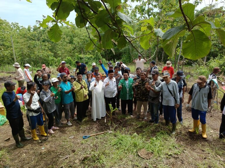Kebersamaan dalam Perbedaan Terjalin Indah di Hutan Brabe Maron