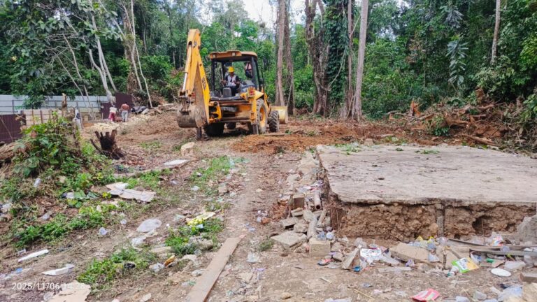 PT BCL Perkuat Komitmen Keberlanjutan Melalui Program Grading Lahan di Desa Bintang Ara