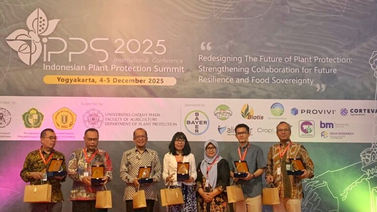 Inovasi Industri Sawit: Astra Agro Gunakan Digitalisasi dan Tentara Serangga Pengendali Hama guna Tekan Emisi Karbon