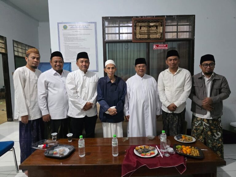 Moderasi Beragama, Rm Fadjar Kunjungi Pesantren Nurul Jadid