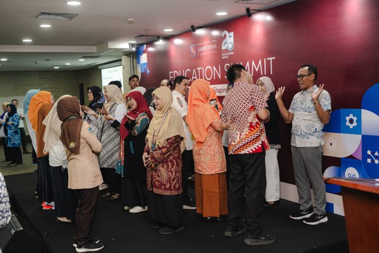 Teknologi-Guru Bergerak Bersama: PSF Dorong Pembelajaran yang Lebih Berdampak