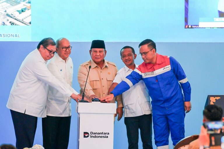 Perkuat Kedaulatan Industri Baja, Presiden Resmikan Groundbreaking Hilirisasi Nasional Fase 2