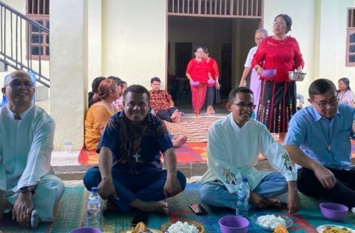 Foto perpisahan