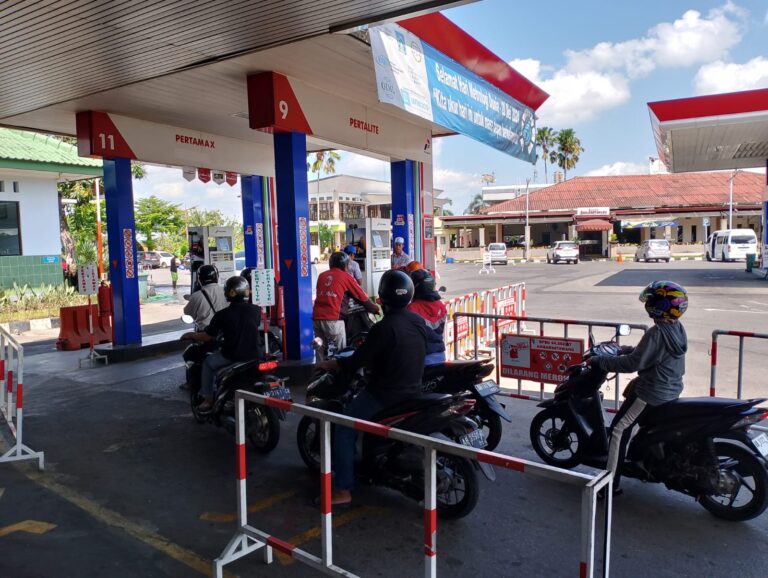 Antrean SPBU DIY-Jateng Meningkat, Pertamina Ungkap Konsumsi Pertalite Naik 7–8 Persen